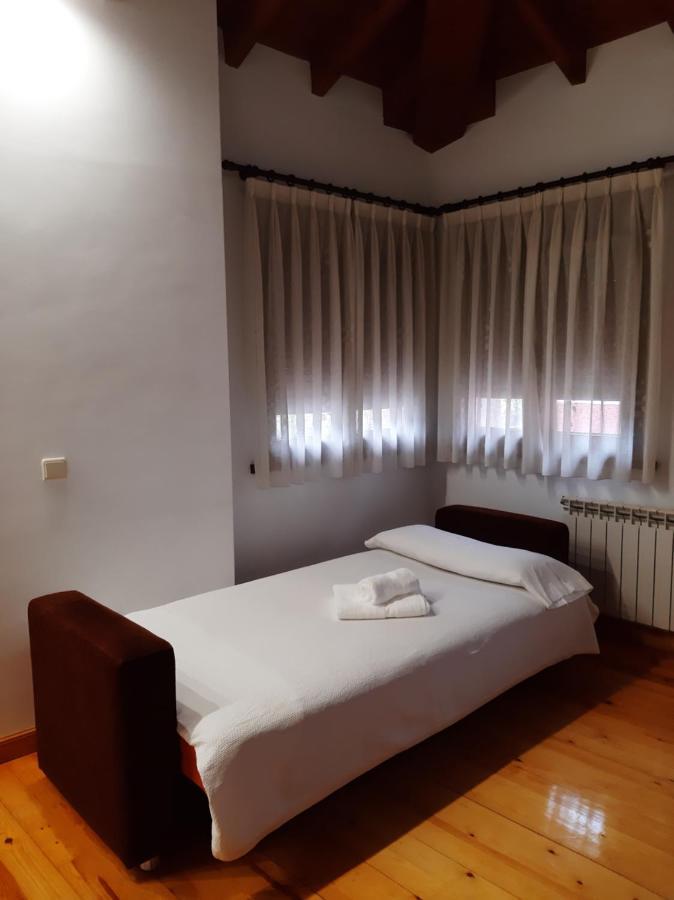 El Puentin Del Sella Con Wifi Y Parking Gratuito Lejlighed Onís Eksteriør billede