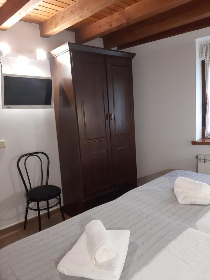 El Puentin Del Sella Con Wifi Y Parking Gratuito Lejlighed Onís Eksteriør billede