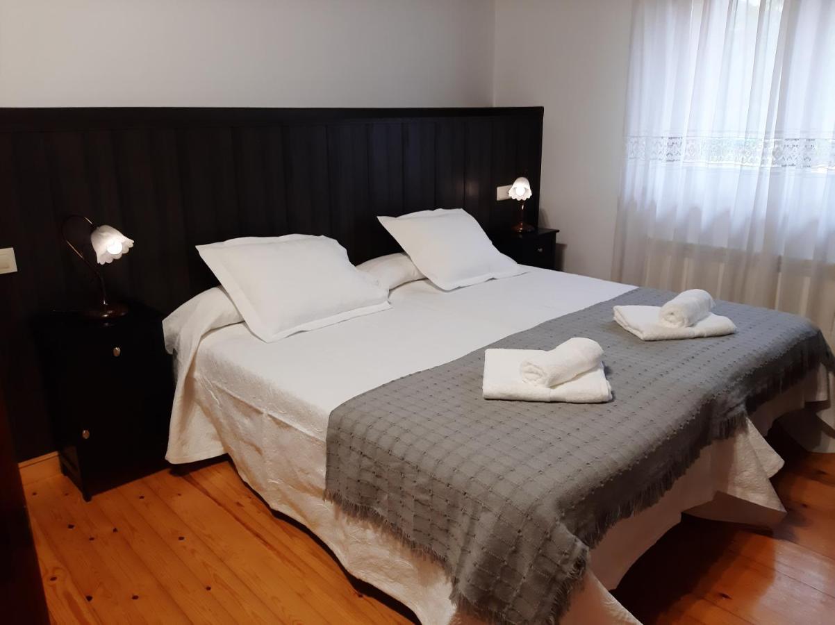 El Puentin Del Sella Con Wifi Y Parking Gratuito Lejlighed Onís Eksteriør billede