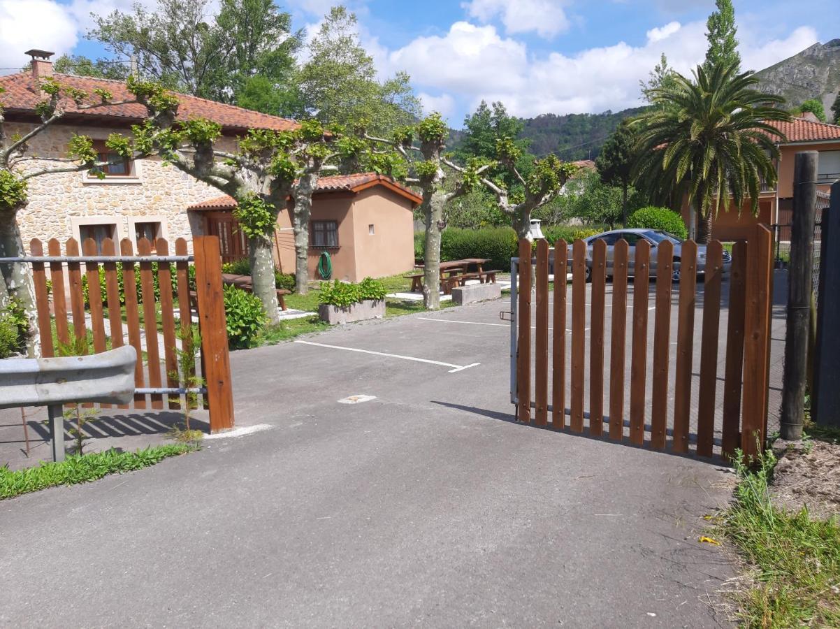 El Puentin Del Sella Con Wifi Y Parking Gratuito Lejlighed Onís Eksteriør billede